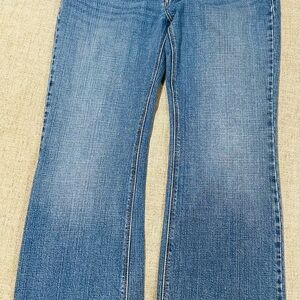 Levi’s Women’s 525 Perfect Waist Boot Cut Jeans Size 14P Medium